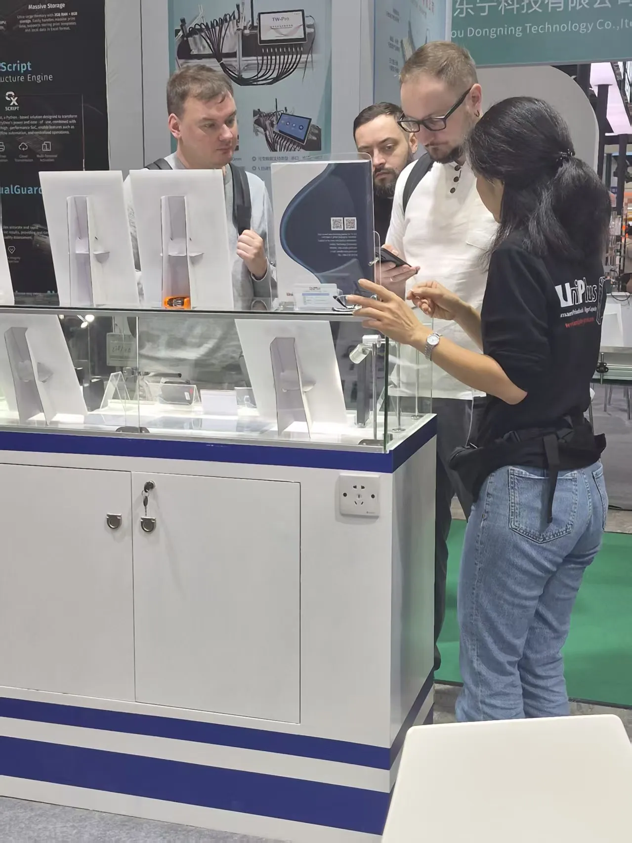 SINO-PACK-2026-Booth-Cartridge-Sample-Display-UniPlus